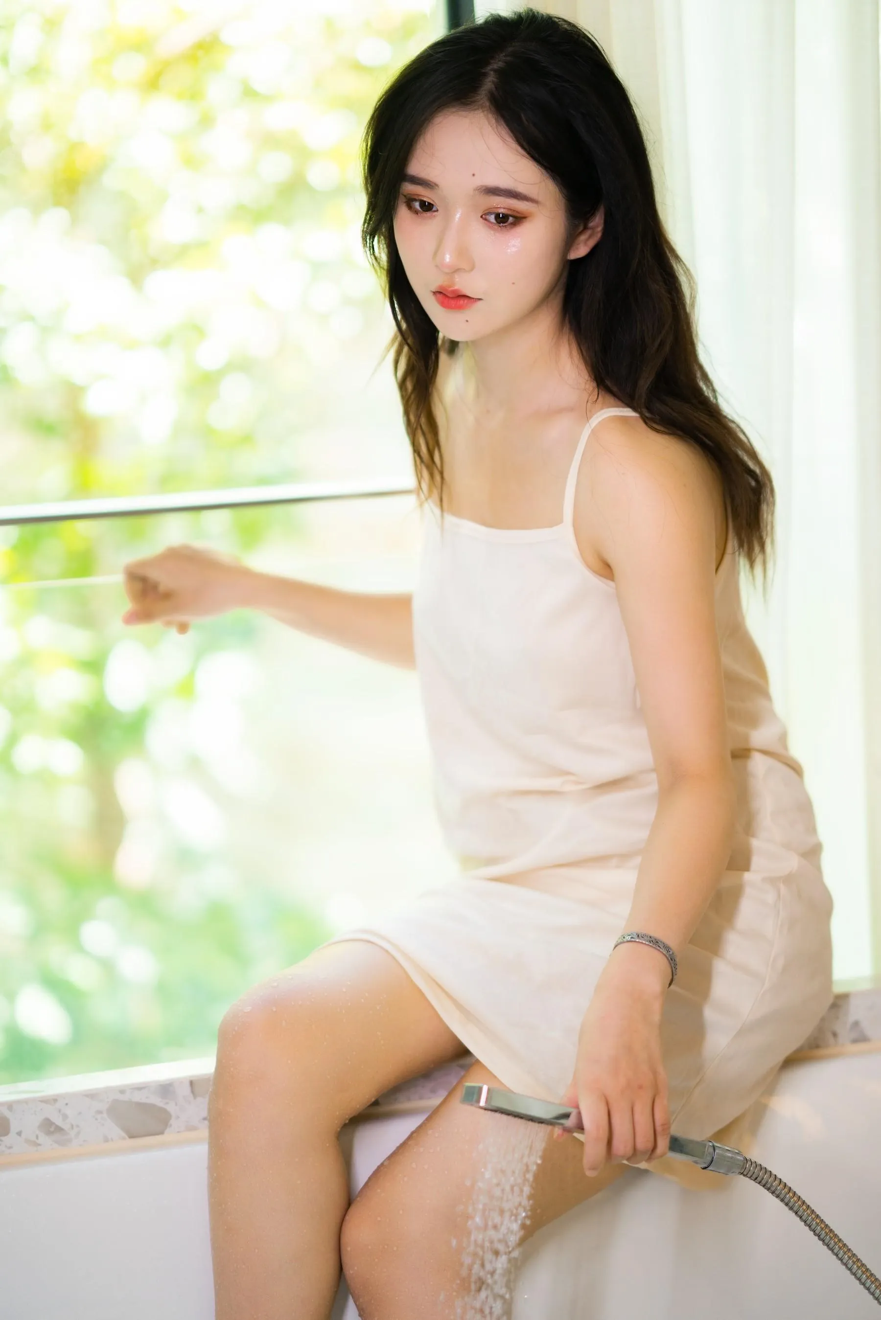 [艺图语] 2022.06.12 少女心万岁 奶文文 [22P]插图4